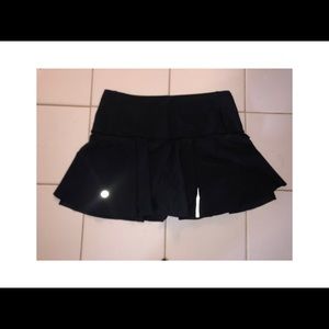Lululemon athletica skort.